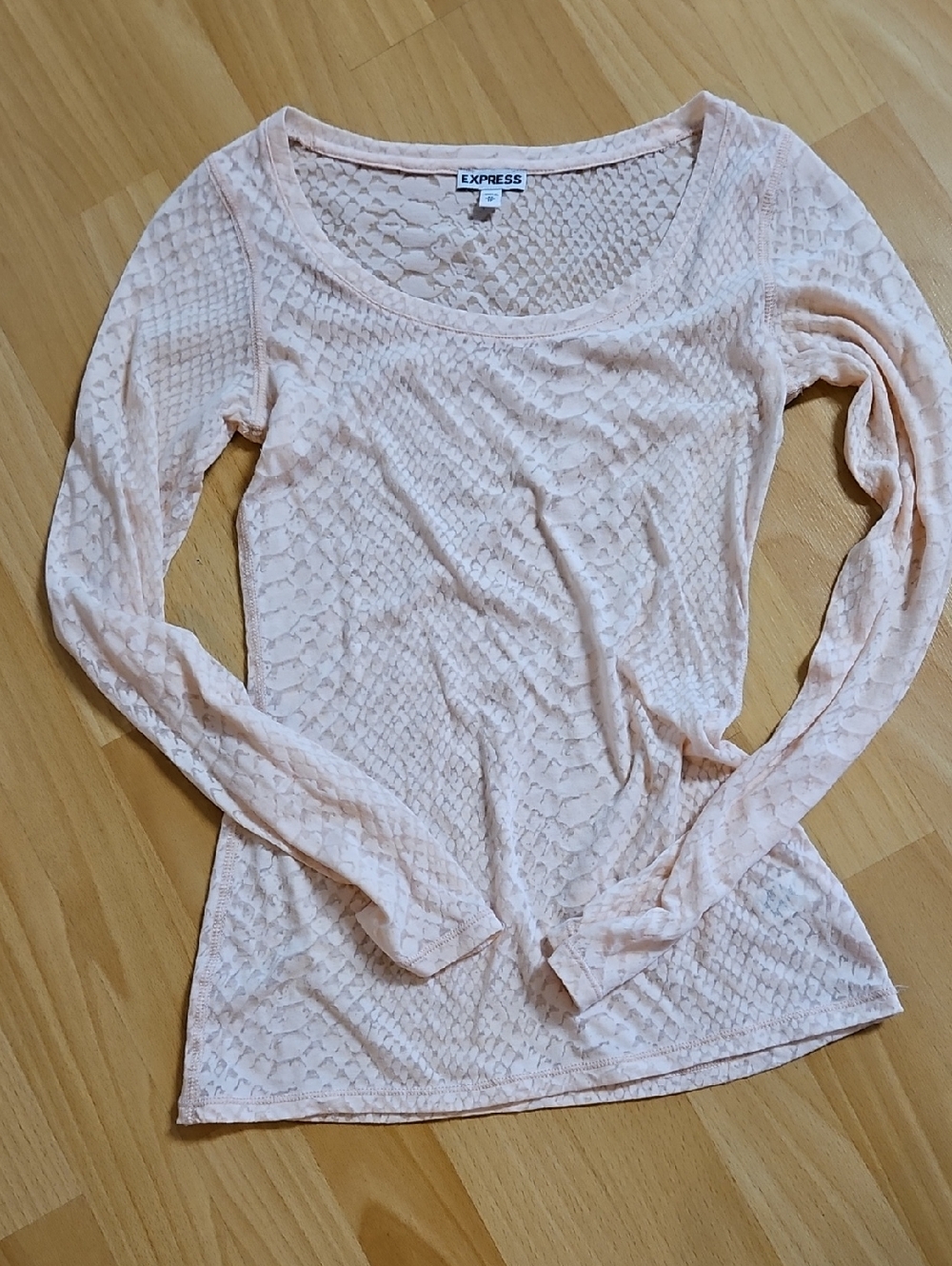 3/$10 Express Long Sleeve Blush Pink
